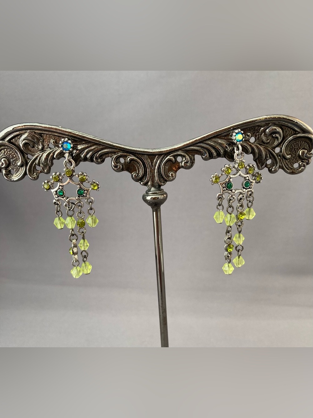 Antiqued silver tone metal green beads medium chandelier dangle earrings